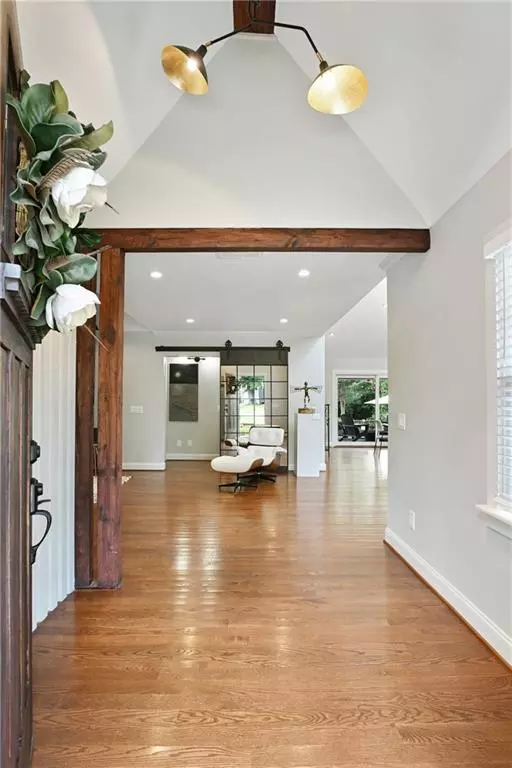 Atlanta, GA 30305,2067 Fairhaven CIR NE