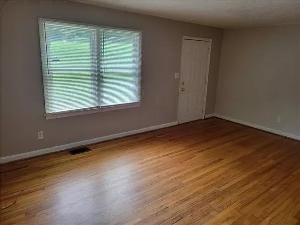Brookhaven, GA 30341,3748 Clairmont RD