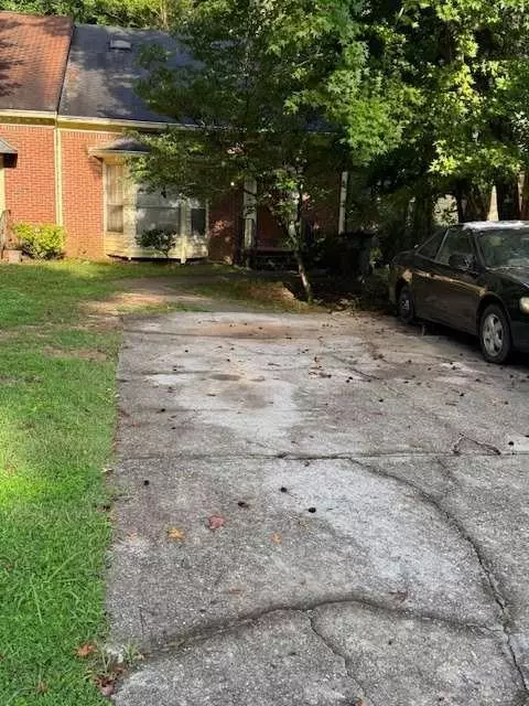 7157 Williamsburg DR, Riverdale, GA 30274