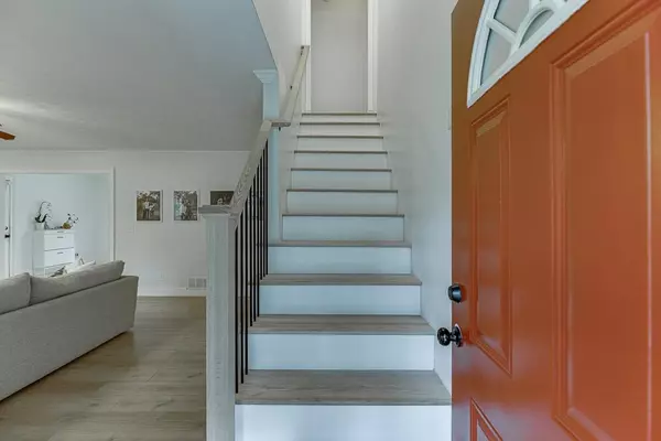 Flowery Branch, GA 30542,4724 Gateway LN