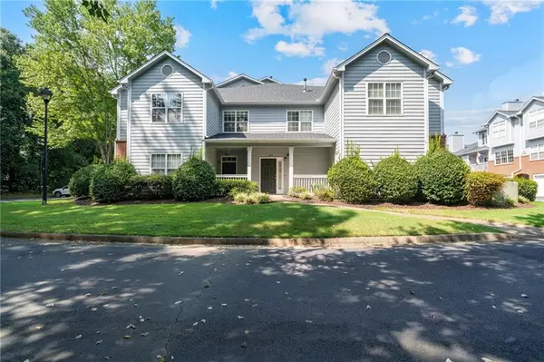 1207 Vinings Forest LN SE #12, Smyrna, GA 30080