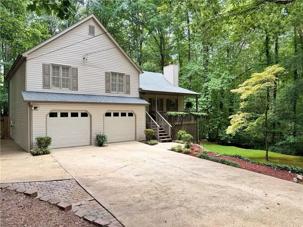Dallas, GA 30157,327 Michael CT