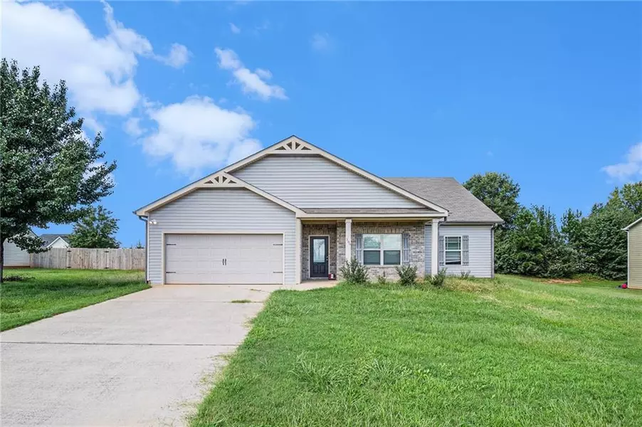 109 Garnet LN, Griffin, GA 30224