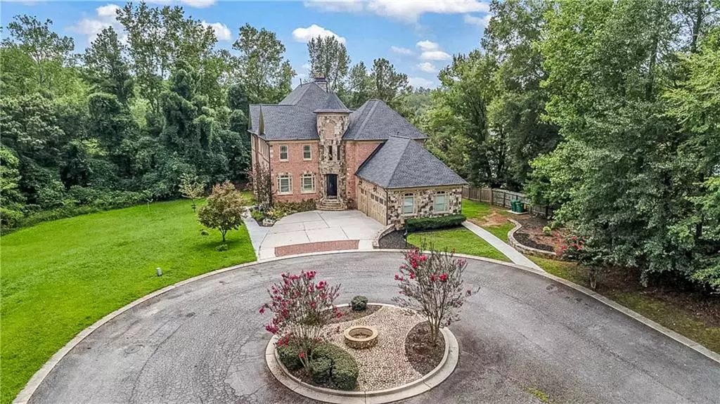 7611 Regency CIR, Atlanta, GA 30350