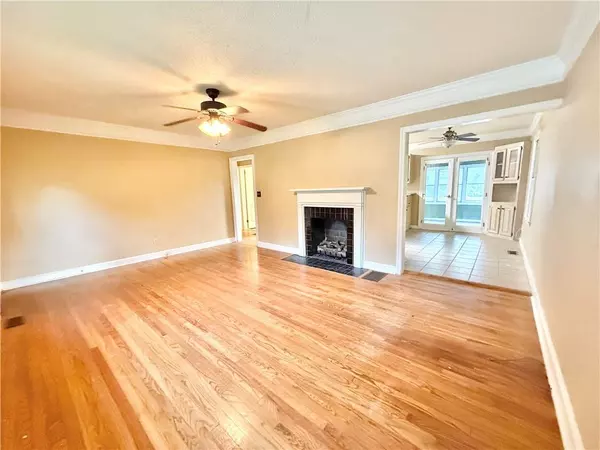 Brookhaven, GA 30319,1867 Dresden DR NE