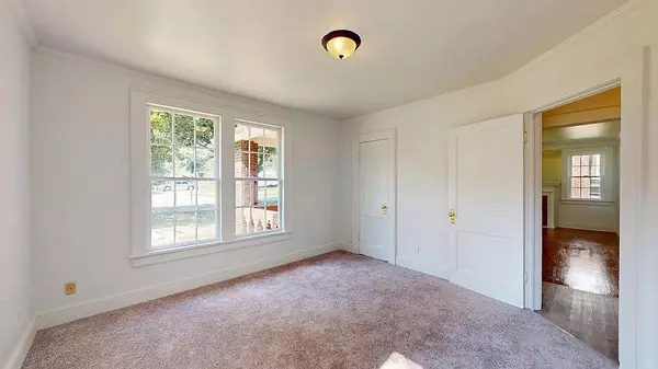 Columbus, GA 31906,2211 8TH ST