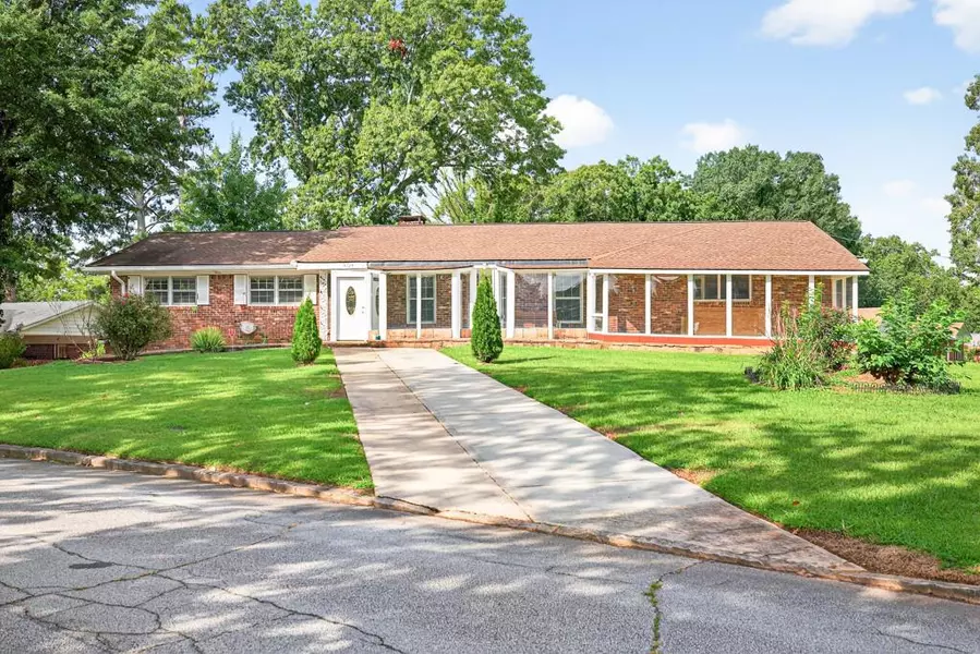 3724 Chavers PL, Stone Mountain, GA 30083