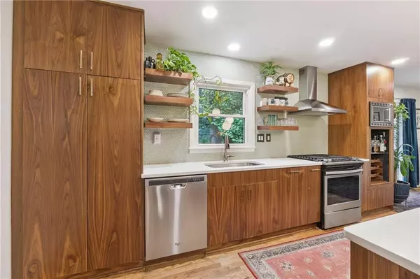 Atlanta, GA 30341,2608 Woodgreen DR