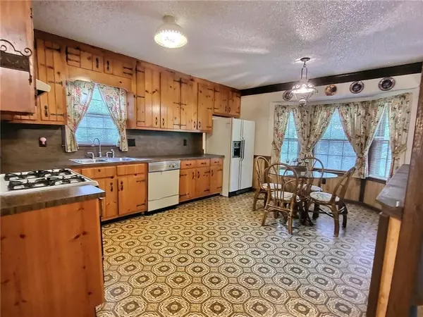 Lithia Springs, GA 30122,540 Boulder Park DR