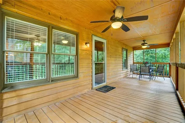 1398 Elliott Family Pkwy, Dawsonville, GA 30534