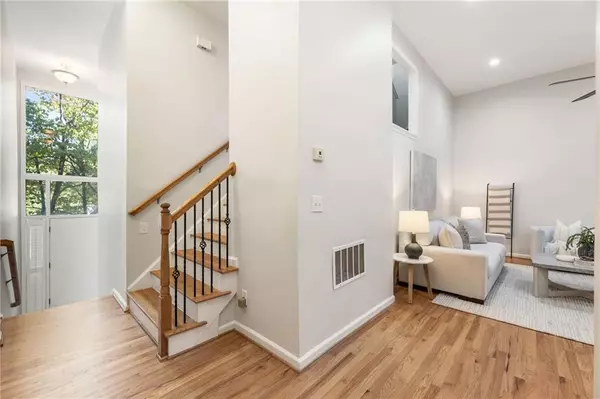 Atlanta, GA 30342,4010 Roswell RD NE #7