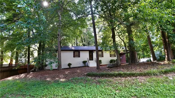Lilburn, GA 30047,5521 E Wind DR SW