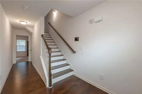 Atlanta, GA 30331,915 Society CIR SW