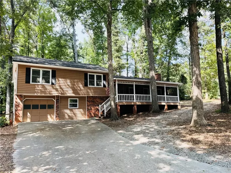 4323 Japonica CT SW, Lilburn, GA 30047