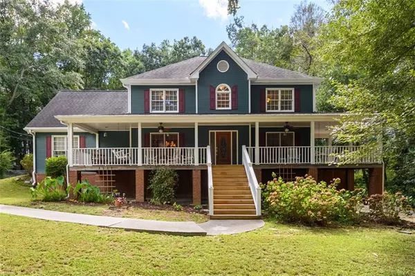 1746 Malachi CT, Loganville, GA 30052