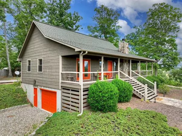 Morganton, GA 30560,458 Blue Berry RDG