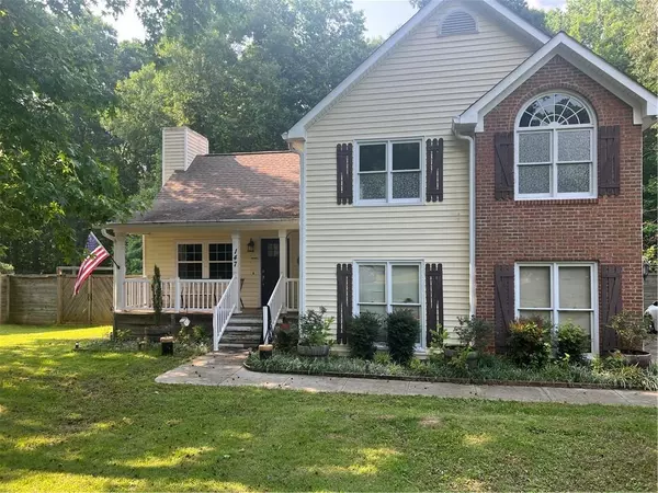 147 Crossroads Est DR, Newnan, GA 30265