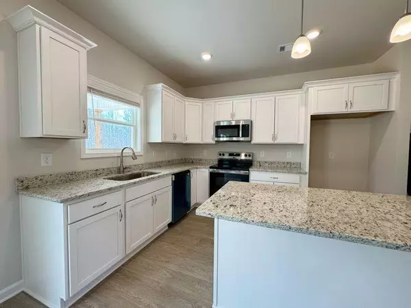 Eastanollee, GA 30538,825 Dortch RD