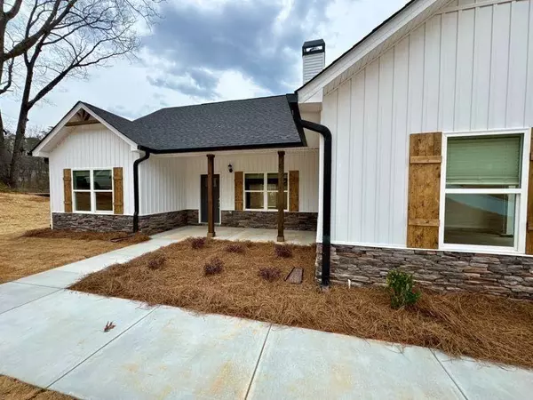 Eastanollee, GA 30538,729 Dortch RD