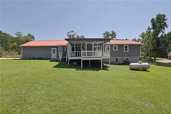 Loganville, GA 30052,2960 Miller Bottom RD