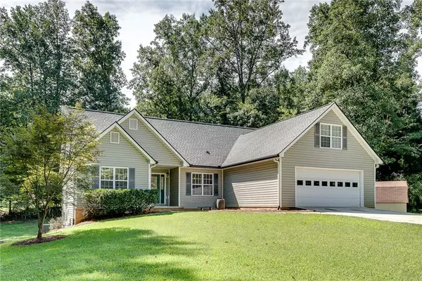 Cumming, GA 30040,304 Oakfield LN