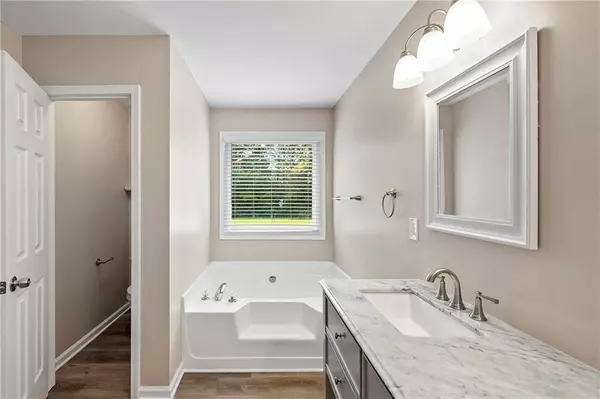 Alpharetta, GA 30004,6020 Aderhold WAY