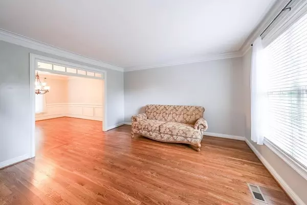 Acworth, GA 30101,5327 Saville DR NW