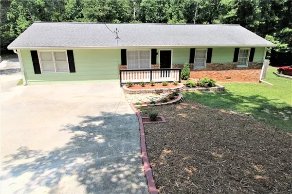 979 Chestnut Oak CT, Lawrenceville, GA 30046
