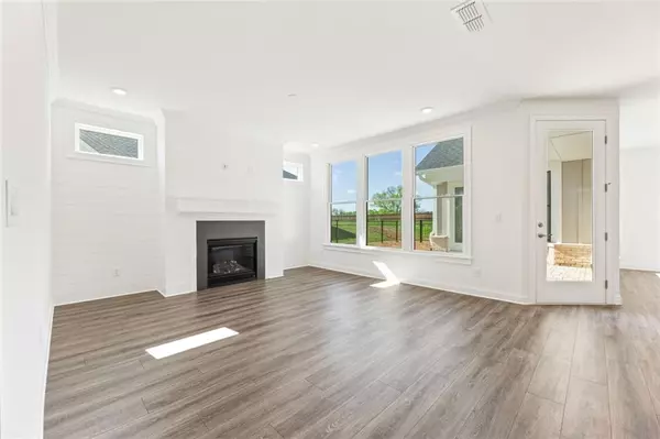 Cumming, GA 30028,5235 Maggie Mae LN