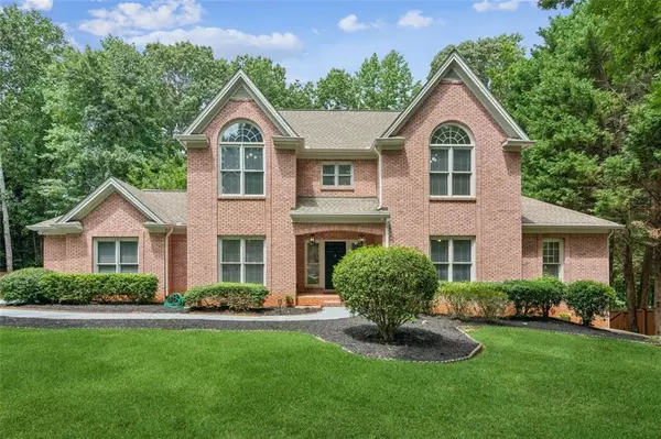 5918 Nachoochee TRL, Flowery Branch, GA 30542
