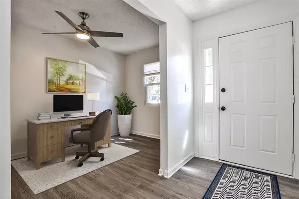 Avondale Estates, GA 30002,43 Chelsea CT