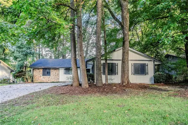 6605 Demere DR, Morrow, GA 30260