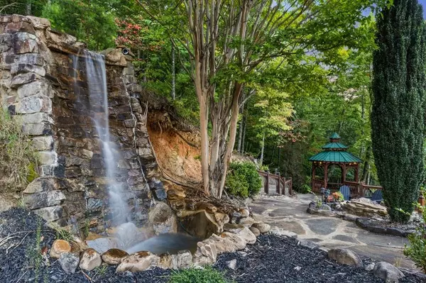 Mineral Bluff, GA 30559,279 Rising Star LN