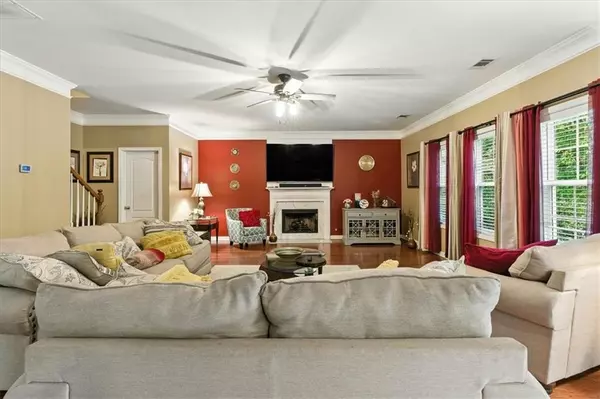 Dallas, GA 30157,233 Molasses LN