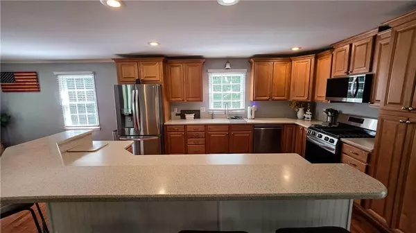 Woodstock, GA 30188,806 Westover CT