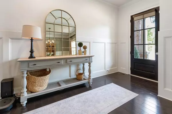 Roswell, GA 30075,4020 Manor Oak CIR
