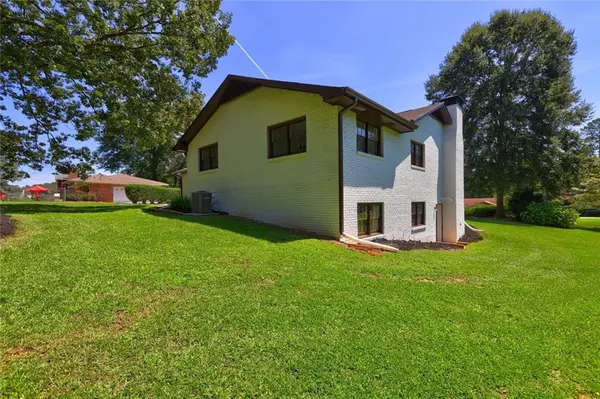 Riverdale, GA 30296,6645 Collier RD