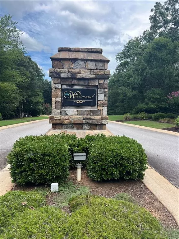450 Beachwood DR, Cornelia, GA 30531