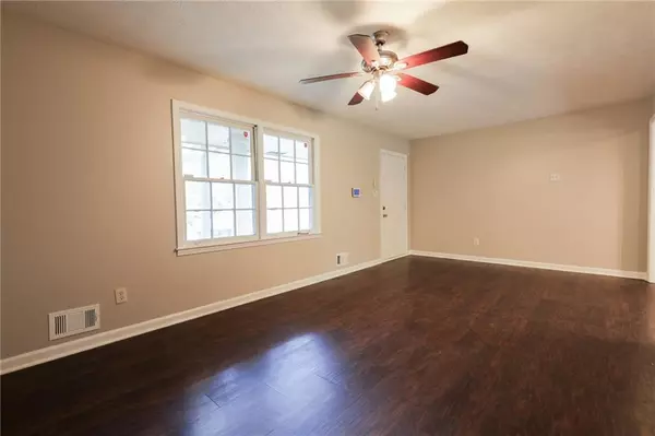 Morrow, GA 30260,6926 Vesta Brook DR