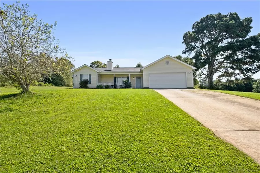 1224 PALMER DR, Winder, GA 30680