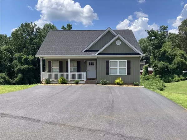 44 Great Works DR, Dahlonega, GA 30533