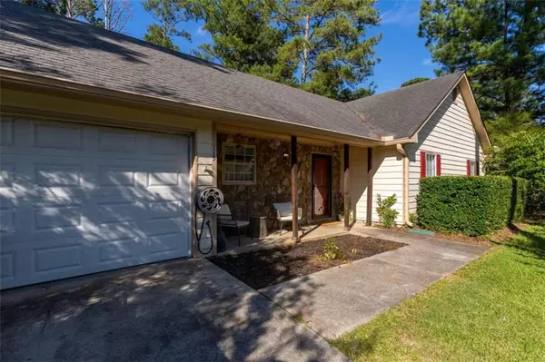 115 Woodland Ridge CIR, Covington, GA 30055