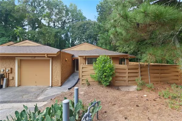 841 Lake Hollow BLVD SW, Marietta, GA 30064