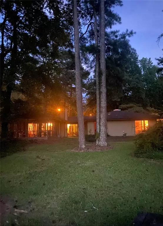 Conyers, GA 30012,2586 Lake Capri DR