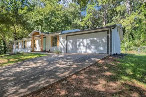Mableton, GA 30126,470 PINELAND RD SW