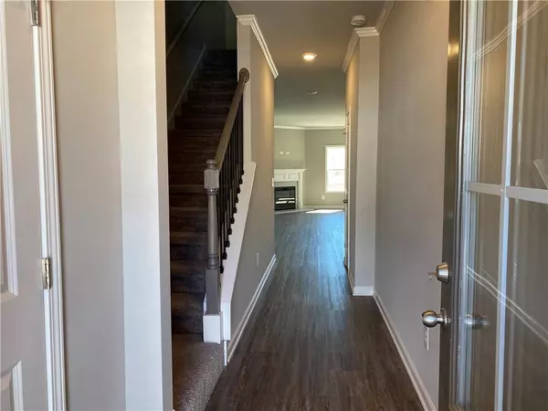 Oakwood, GA 30566,5117 Fox Den RD