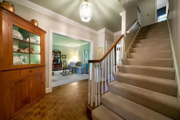 Atlanta, GA 30339,4220 Paces Ferry RD SE