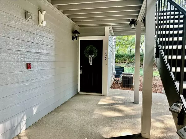 Sandy Springs, GA 30328,126 Granville Ct