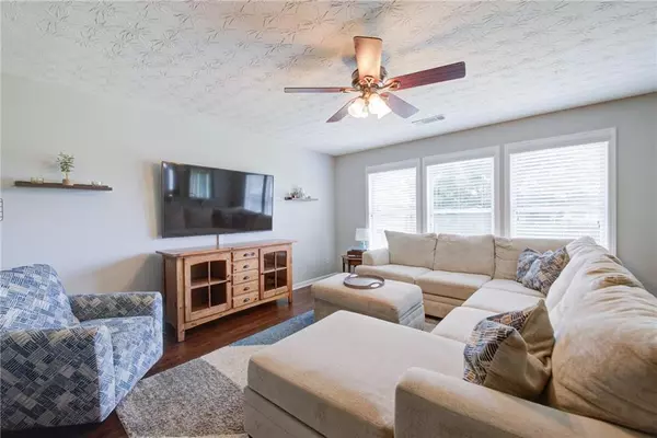 Sugar Hill, GA 30518,1398 Pine Acre DR
