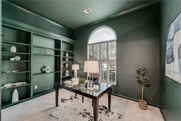 Roswell, GA 30076,840 Club Chase CT